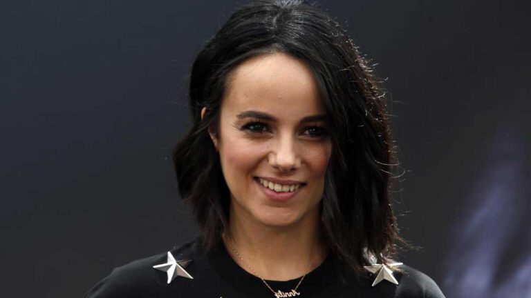 « Elle a retrouvé sa fille pendue » : la chanteuse Alizée est malheureuse